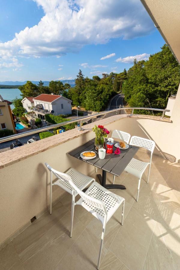 Apartments Sucic 2 Солине Экстерьер фото
